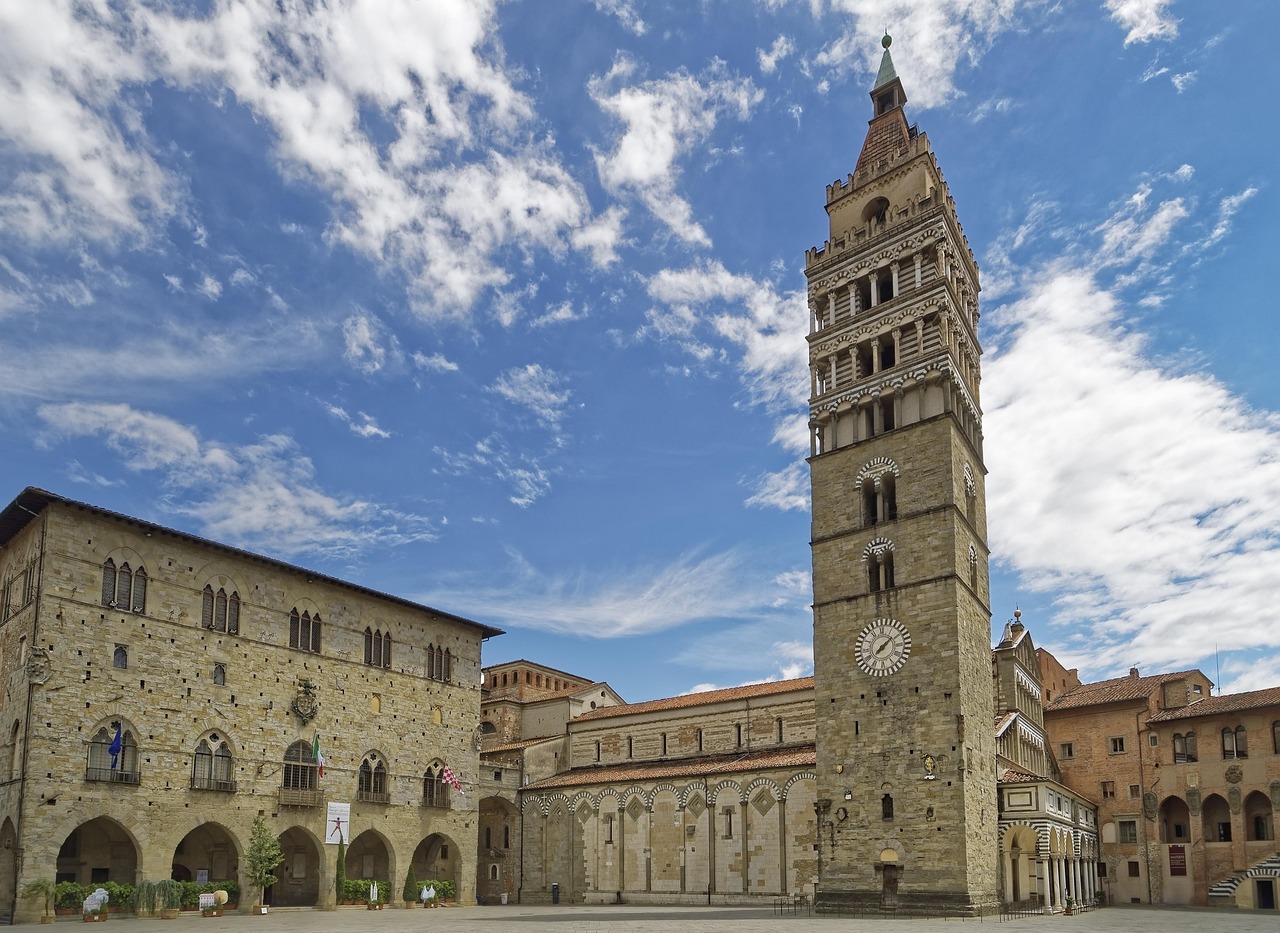 italy, tuscany, pistoia, piazza del duomo, cathedral of san zeno, church, historic center, architecture, pistoia, pistoia, pistoia, pistoia, pistoia